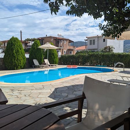 Guesthouse Christos Skopelos Town Exterior photo