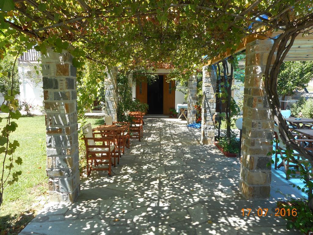 Guesthouse Christos Skopelos Town Exterior photo